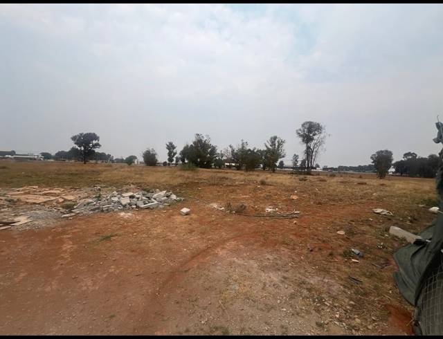 22,350M² VACANT LAND FOR SALE IN VALLEY SETTLEMENTS AH